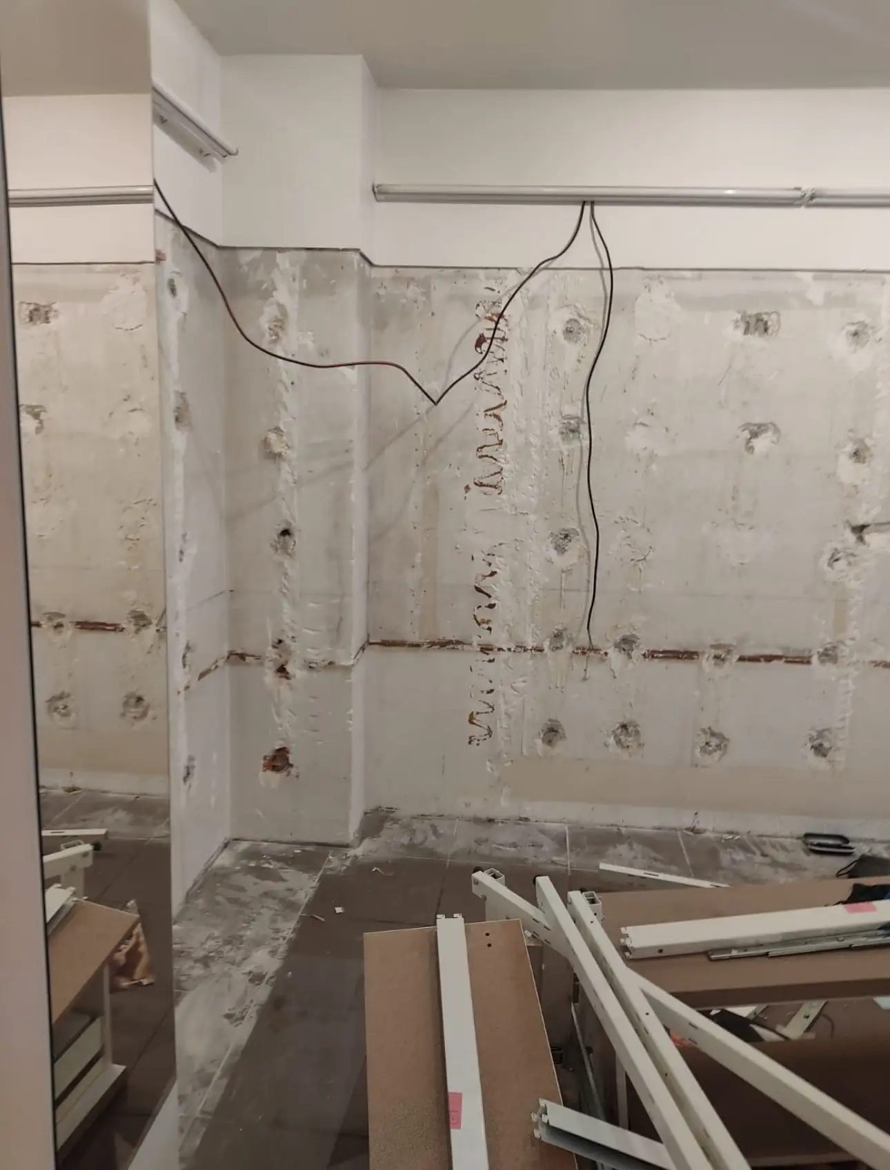 WhatsApp Image 2025-12-12 at 00.14.45_031a09da